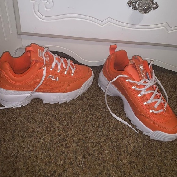 BRIGHT ORANGE FILA SHOES - Picture 3 of 4